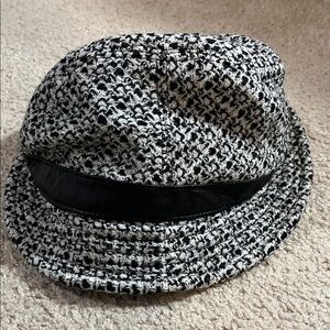 Black and White Tweed Hat with Black Leather Band